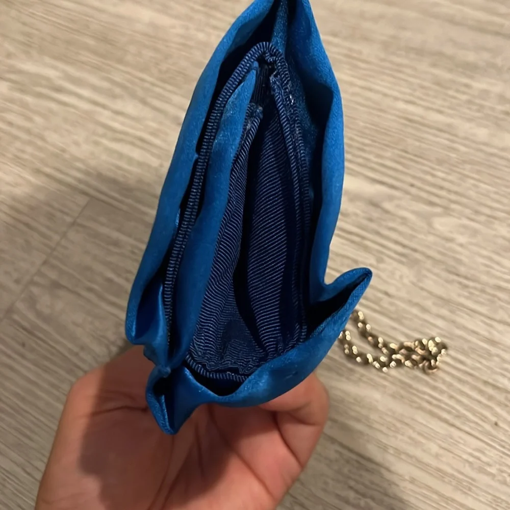 NWOT BCBG royal blue small clutch